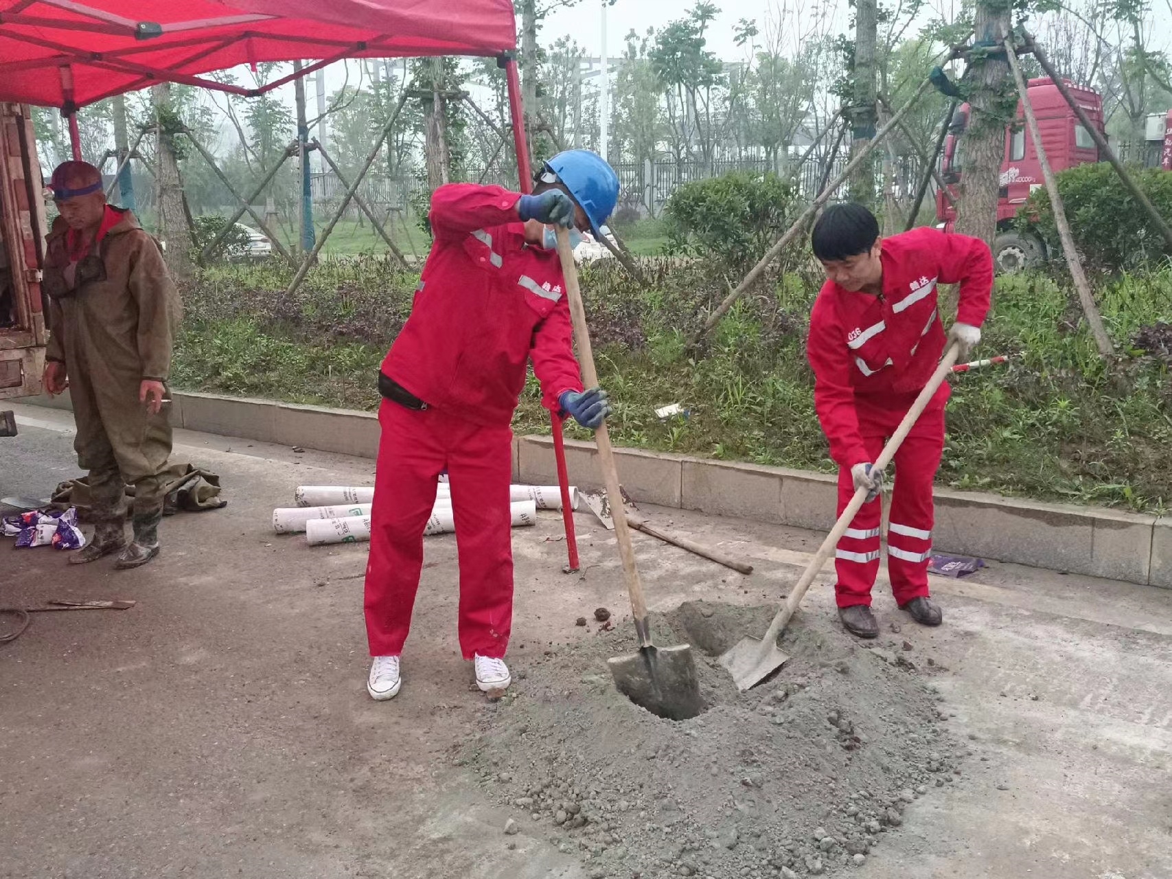 荔城管道疏通哪家好】及时进行市政管道清淤